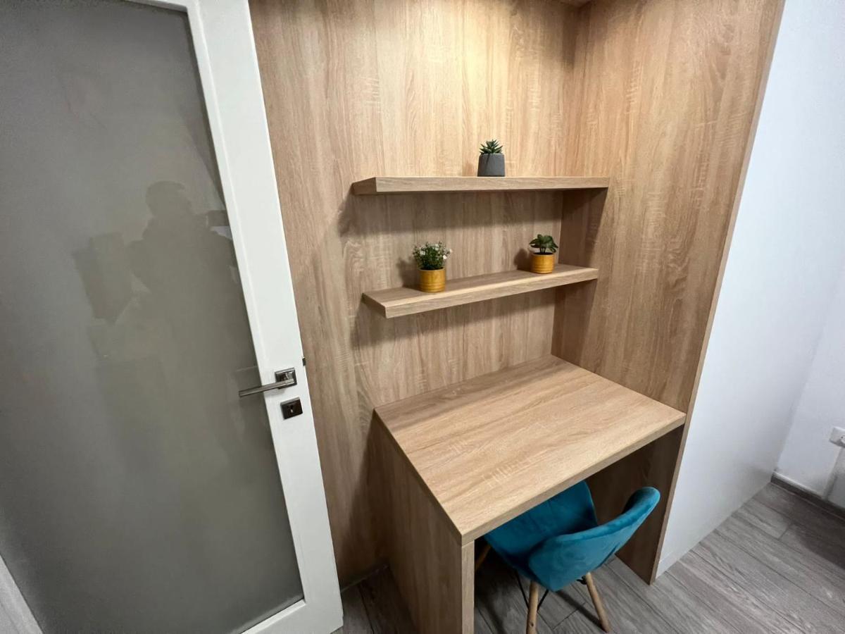 Perfect Host Palas Centru Apartment Iasi Ngoại thất bức ảnh