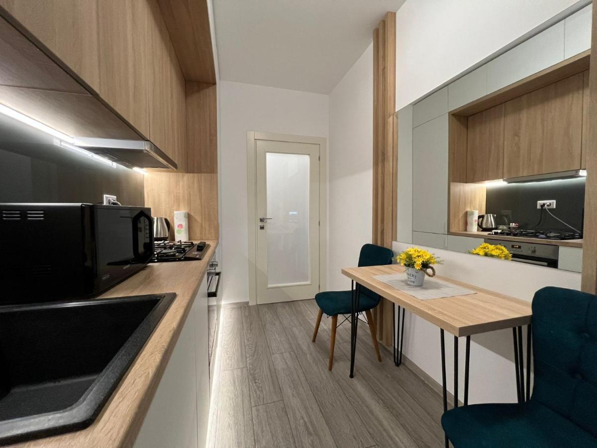 Perfect Host Palas Centru Apartment Iasi Ngoại thất bức ảnh