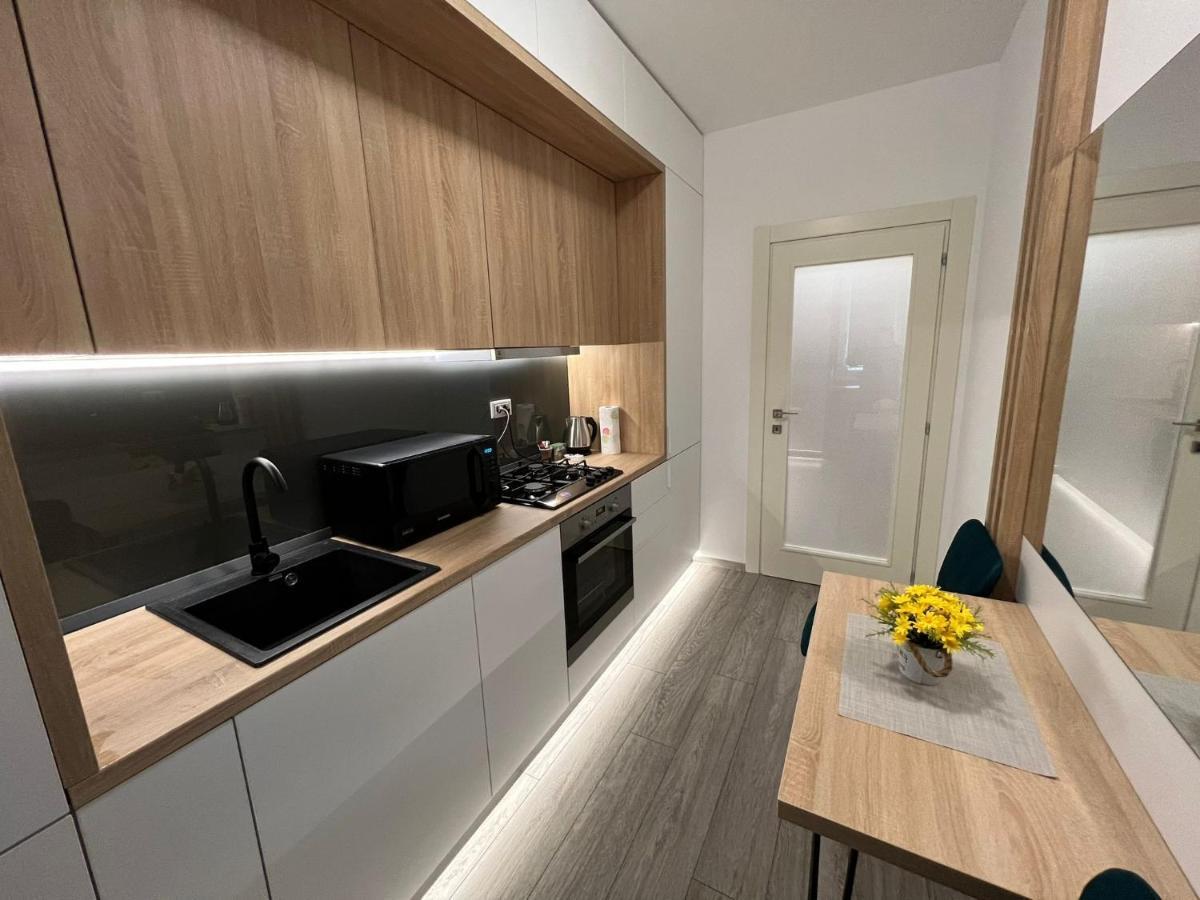 Perfect Host Palas Centru Apartment Iasi Ngoại thất bức ảnh