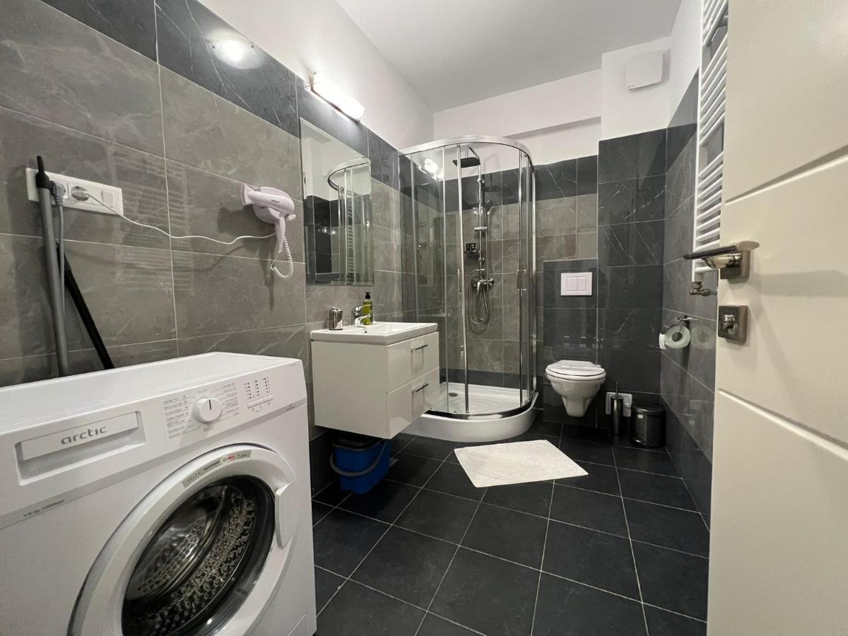 Perfect Host Palas Centru Apartment Iasi Ngoại thất bức ảnh